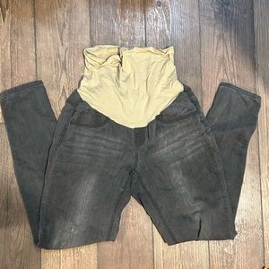 Stretchy maternity jeggings